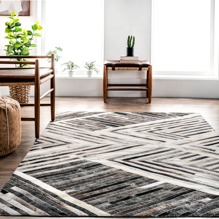 Grey Chevron Leather Area Rug 140x200 cm