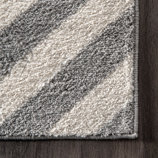 Grey Chevron Stripes Area Rug 160cm