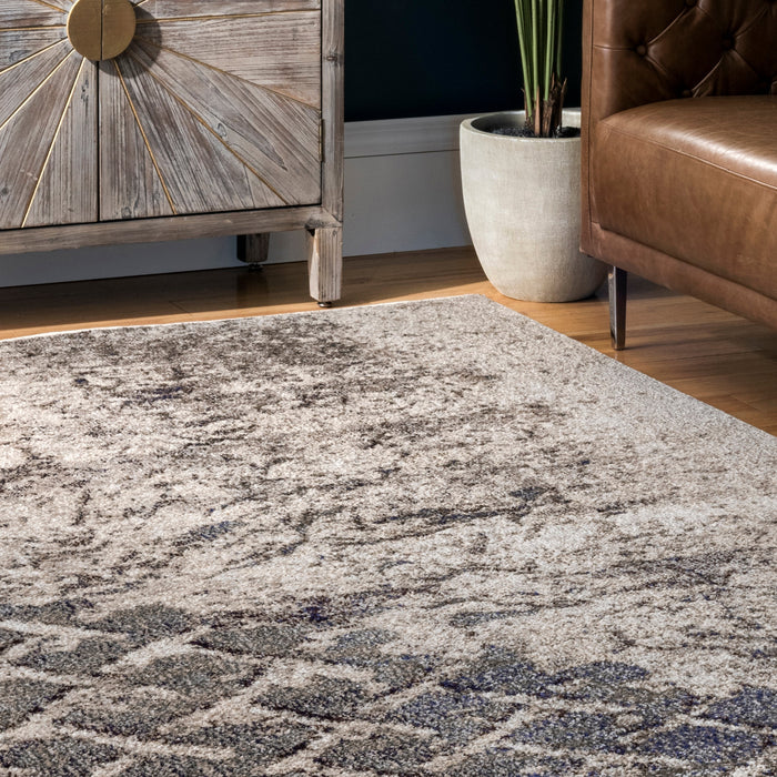 Grey Distressed Trellis Area Rug for Contemporary Spaces