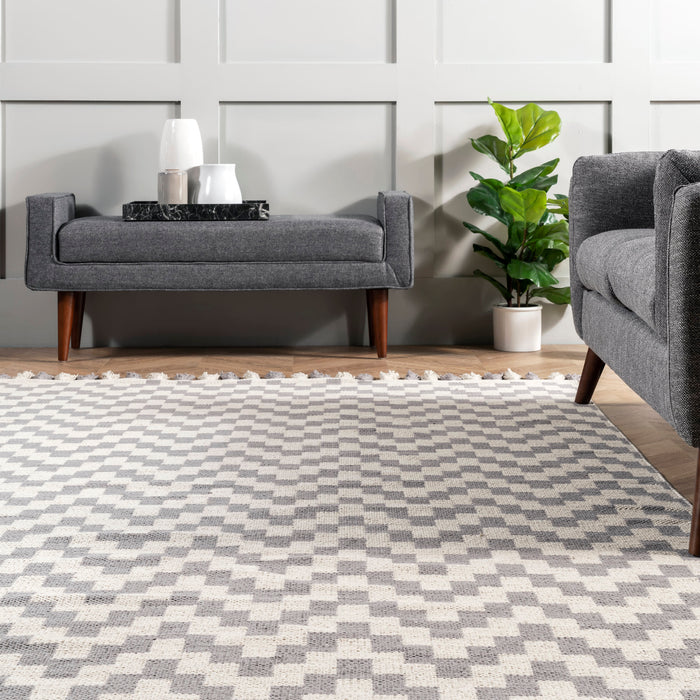 Grey Flatwoven Chevron Rug with Tassels 152 x 244 cm
