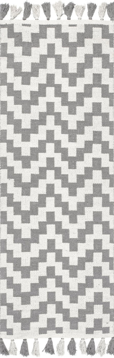 Grey Flatwoven Chevron Rug with Tassels 152 x 244 cm