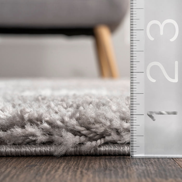 Grey Quatrefoil Trellis Area Rug 120x180 cm