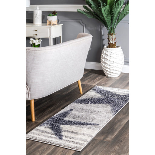 Grey Striped Starfish Area Rug for Coastal Decor