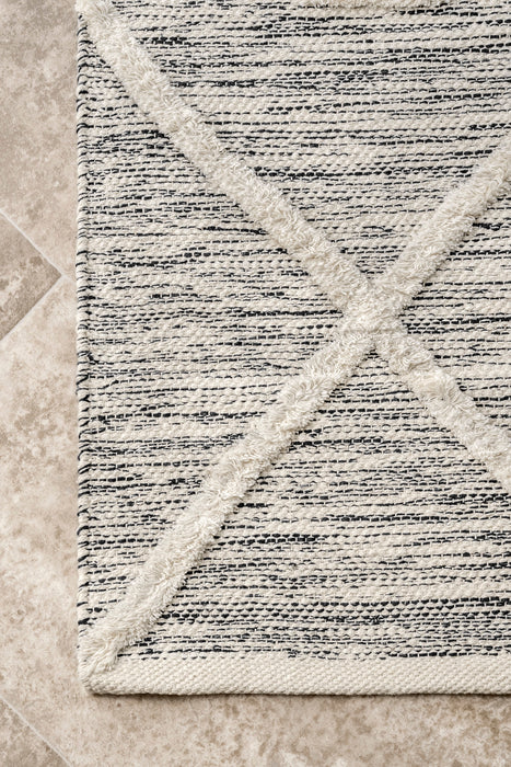 Grey Trellis Area Rug for Contemporary Home Decor