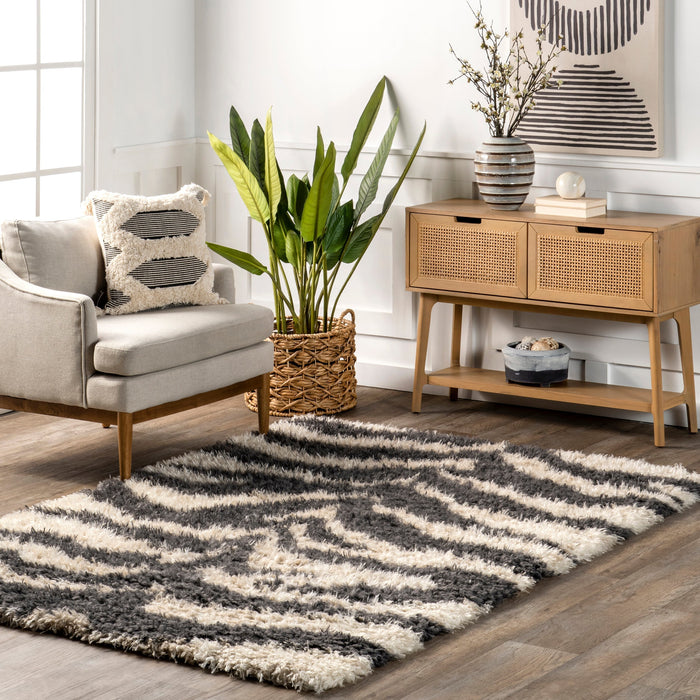 Gwendolyn Ivory Zebra Shag Area Rug 120 cm x 180 cm