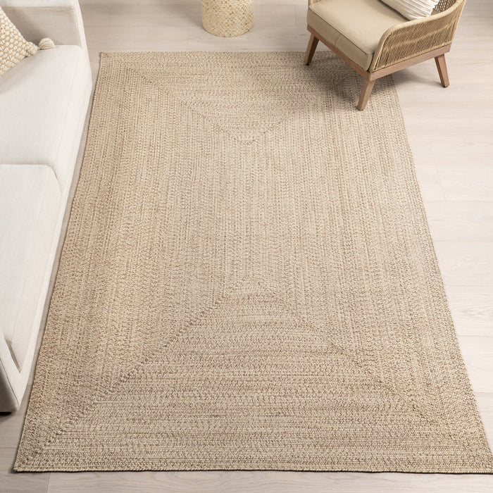 Hand-Braided Tan Indoor Outdoor Area Rug 120 x 180 cm