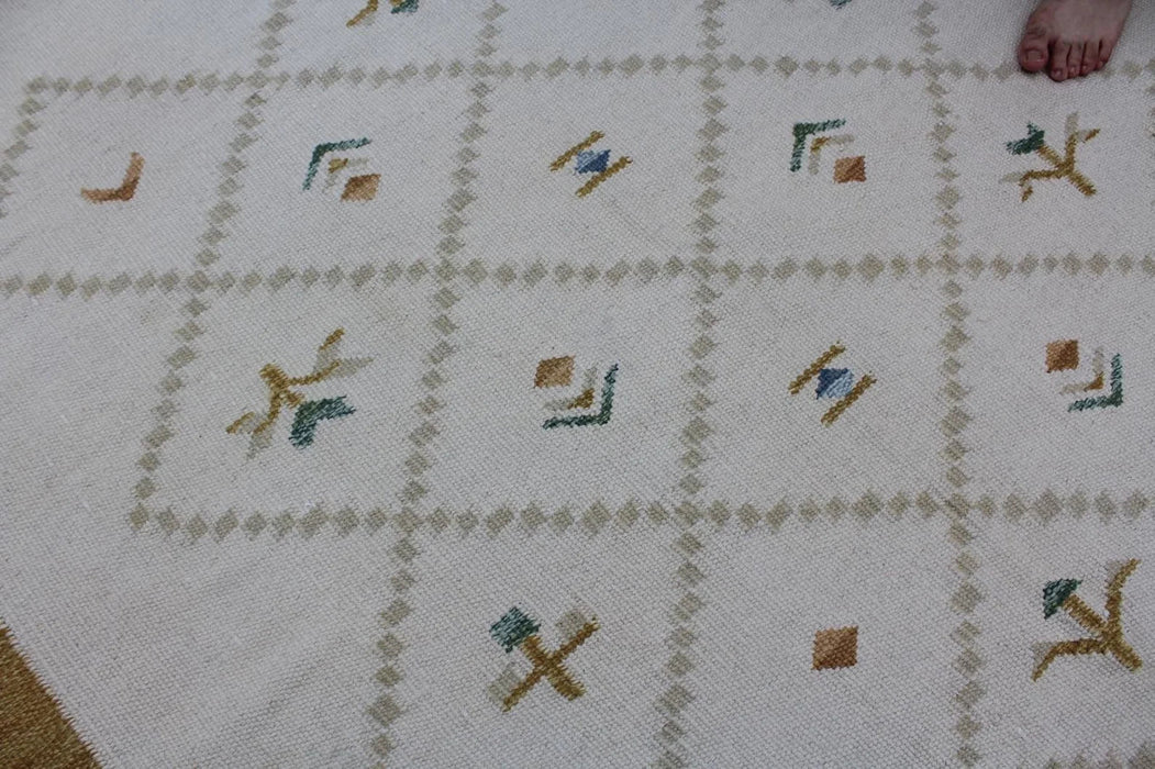 Hand Knotted Anatolian Area Rug 230cm x 170cm