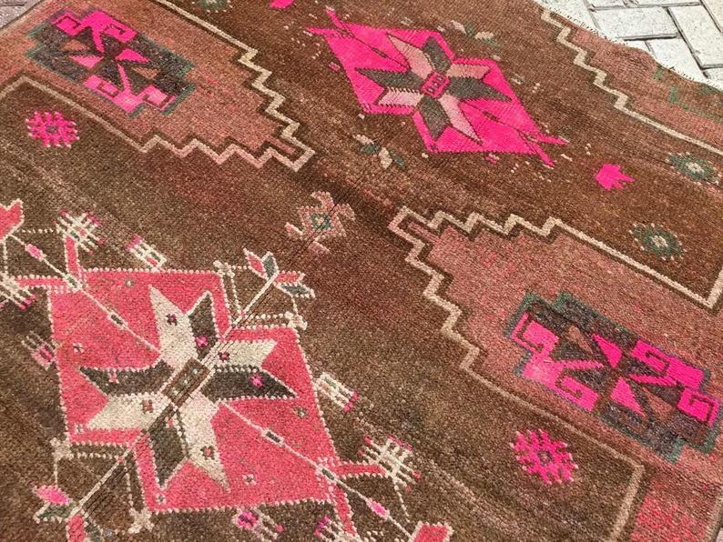 Hand Knotted Antique Area Rug 291cm x 152cm 1940s