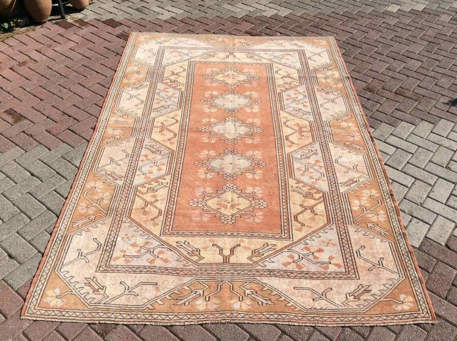 Hand Knotted Oushak Area Rug 277cm x 190cm Vintage 1960s