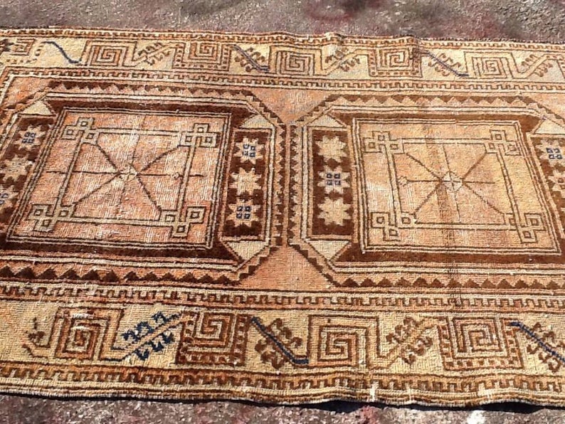 Hand Knotted Oushak Runner Rug 295cm x 107cm Vintage