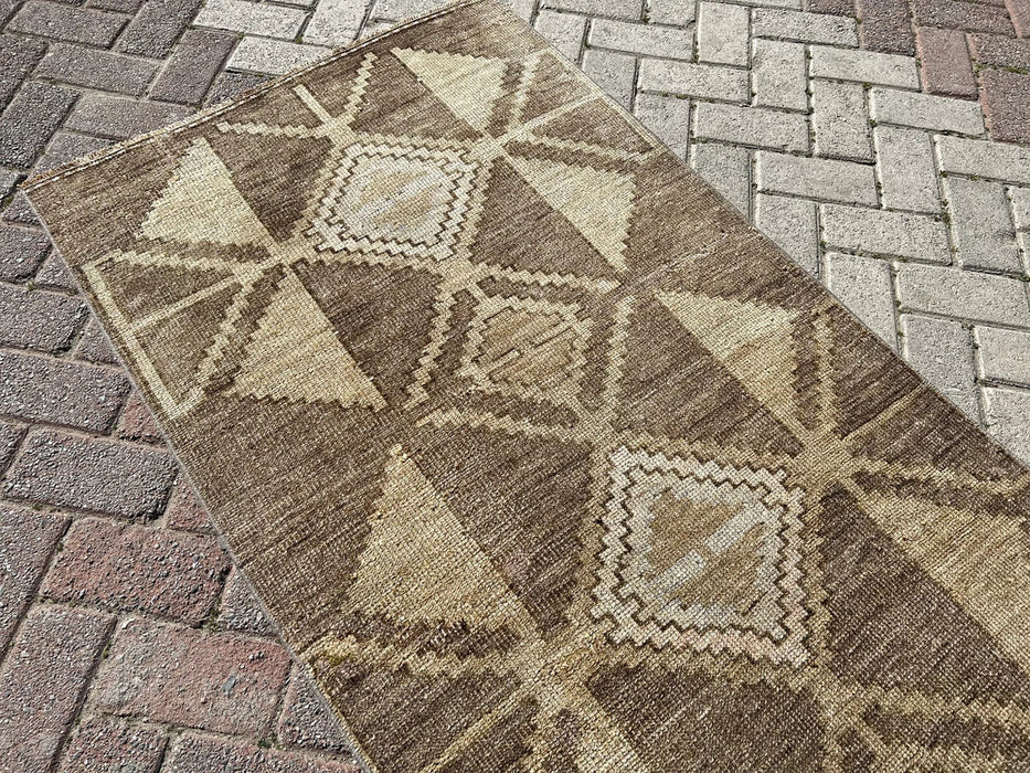 Hand Knotted Oushak Runner Rug 341cm x 85cm Vintage Design