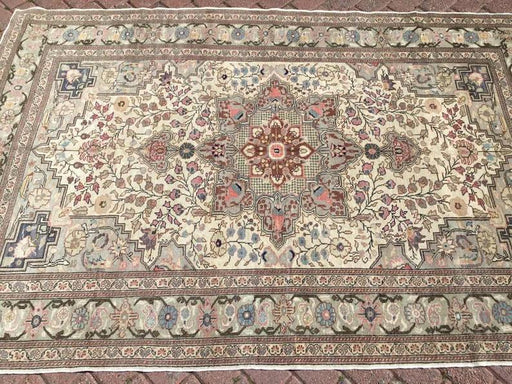 Hand Knotted Turkish Area Rug 227cm x 151cm Vintage Design