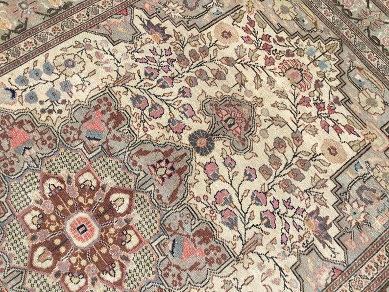 Hand Knotted Turkish Area Rug 227cm x 151cm Vintage Design