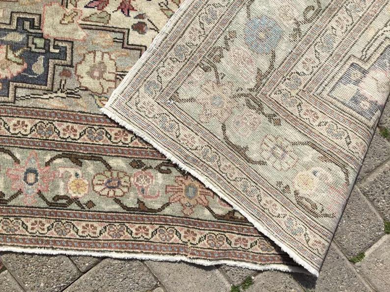 Hand Knotted Turkish Area Rug 227cm x 151cm Vintage Design