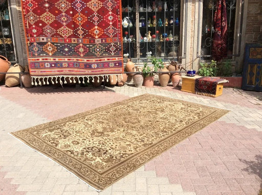 Hand Knotted Turkish Area Rug 293cm x 183cm Vintage Style