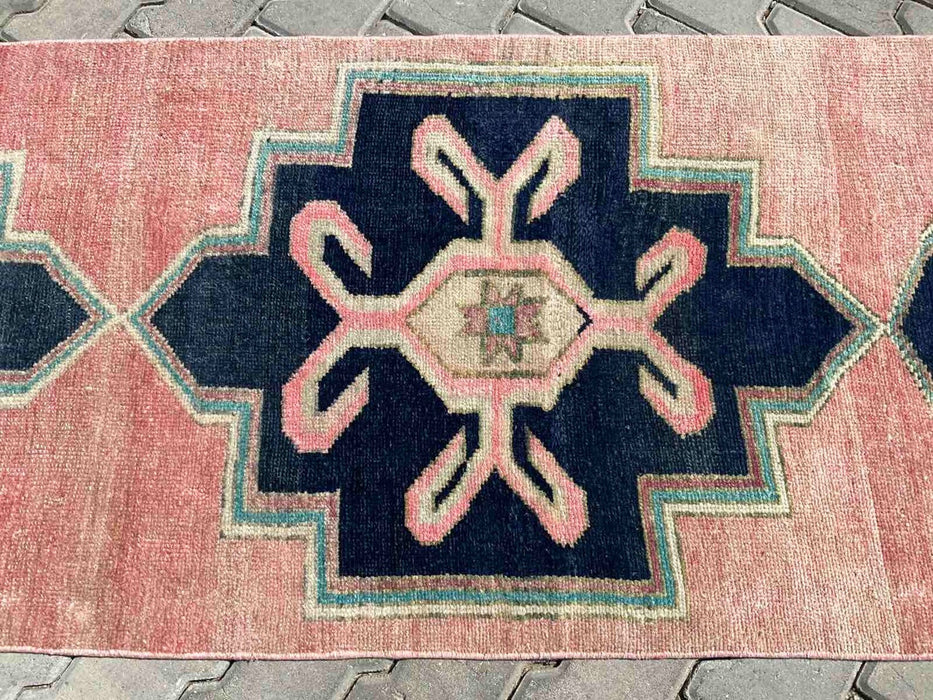Hand-Knotted Vintage Area Rug 223cm x 73cm 1940s Anatolian
