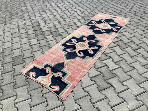 Hand-Knotted Vintage Area Rug 223cm x 73cm 1940s Anatolian