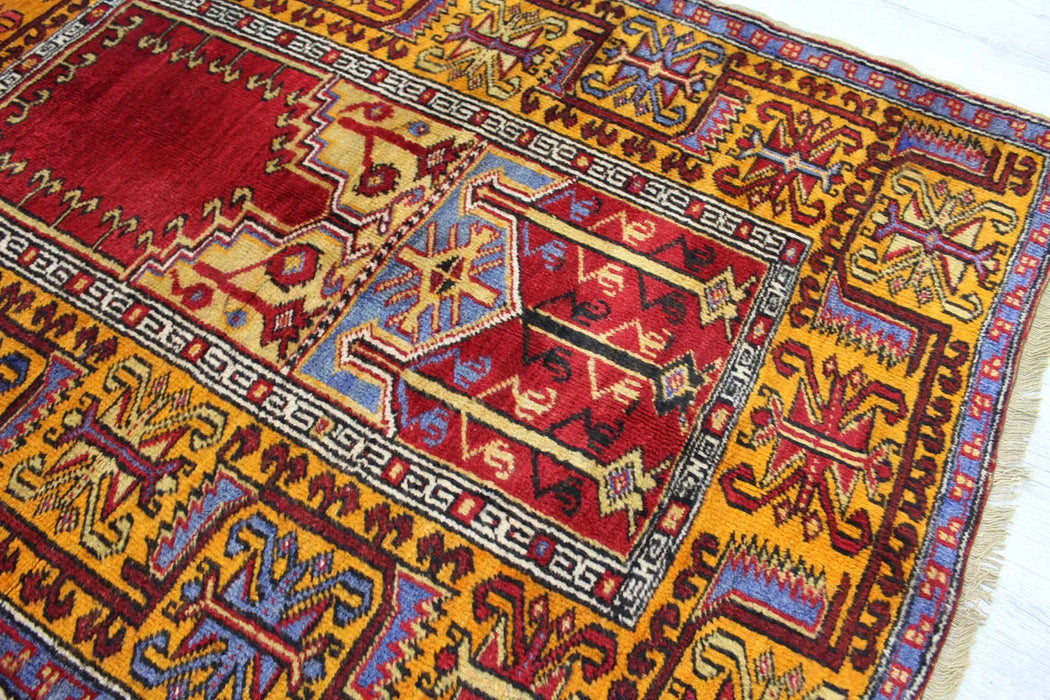 Hand-Knotted Vintage Turkish Rug 105x143 cm #496