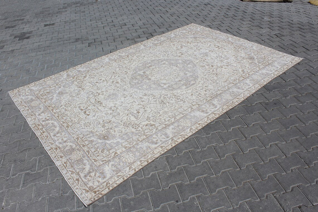Hand-Knotted Vintage Turkish Rug 198cm x 310cm