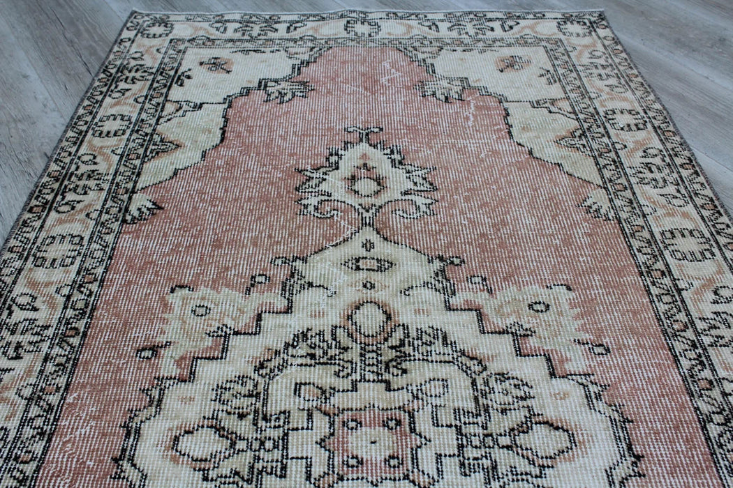 Hand-Knotted Vintage Turkish Rug 95x193 cm #598