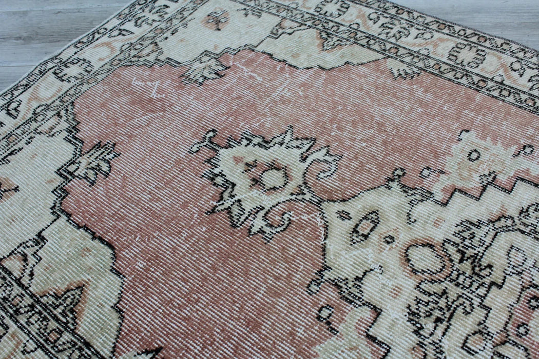 Hand-Knotted Vintage Turkish Rug 95x193 cm #598