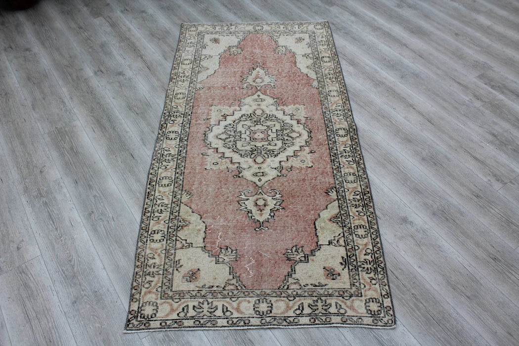 Hand-Knotted Vintage Turkish Rug 95x193 cm #598