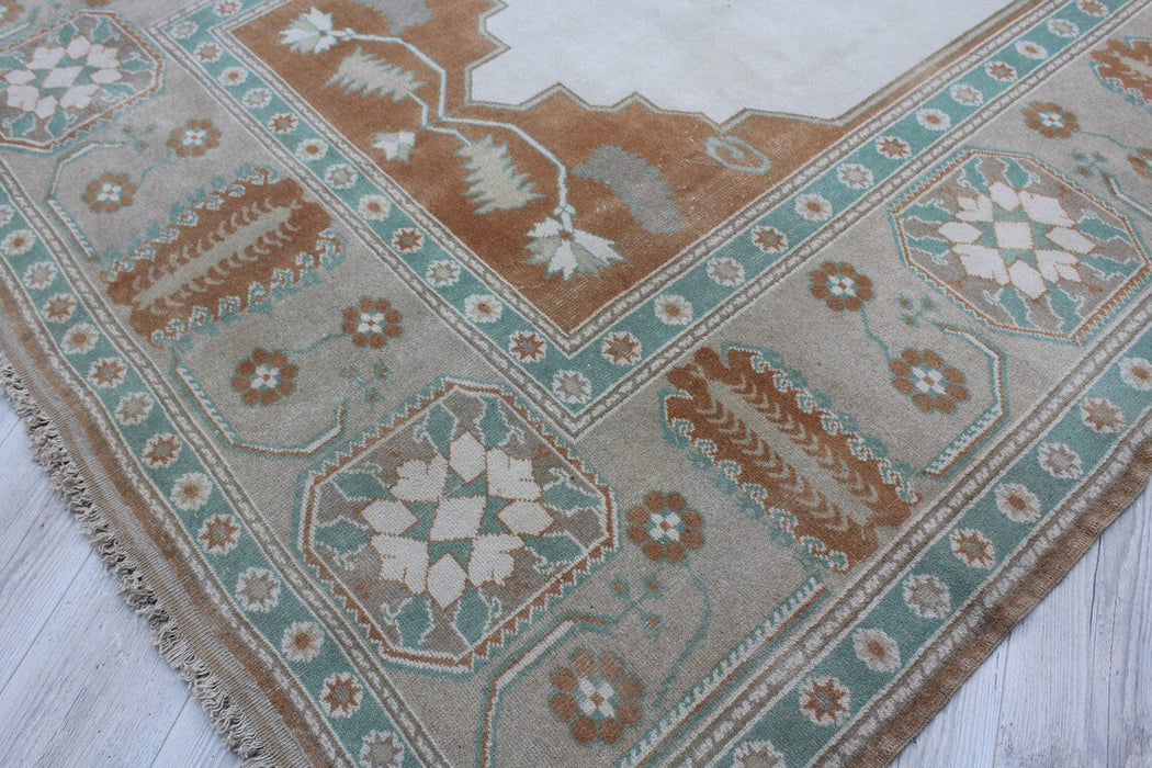 Hand-Knotted Vintage Turkish Wool Rug 200 cm x 242 cm