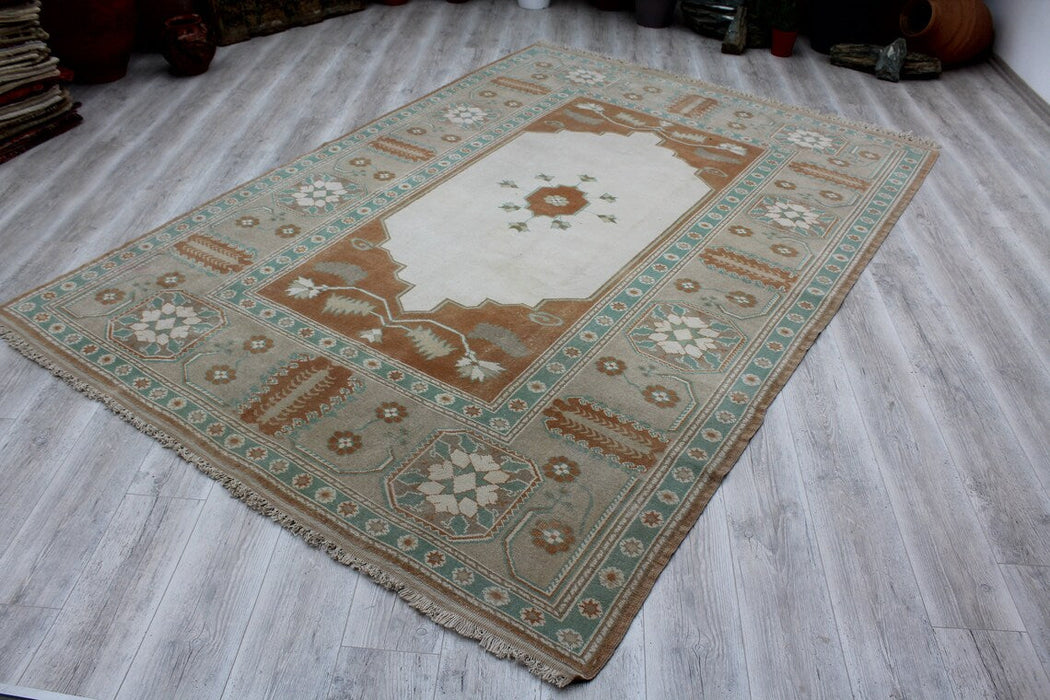 Hand-Knotted Vintage Turkish Wool Rug 200 cm x 242 cm