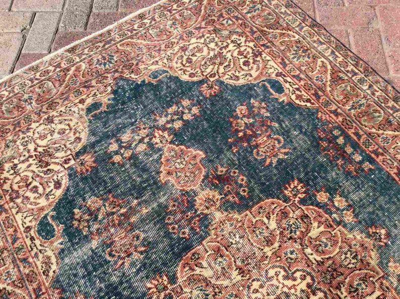 Hand Knotted Vintage Turkish Wool Rug 204cm x 133cm