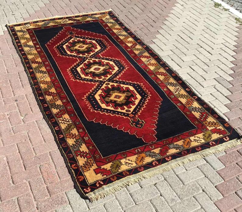 Hand Knotted Vintage Turkish Wool Rug 284cm x 145cm