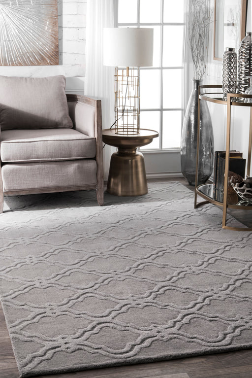 Hand-Tufted Wool Geometric Rug in Grey