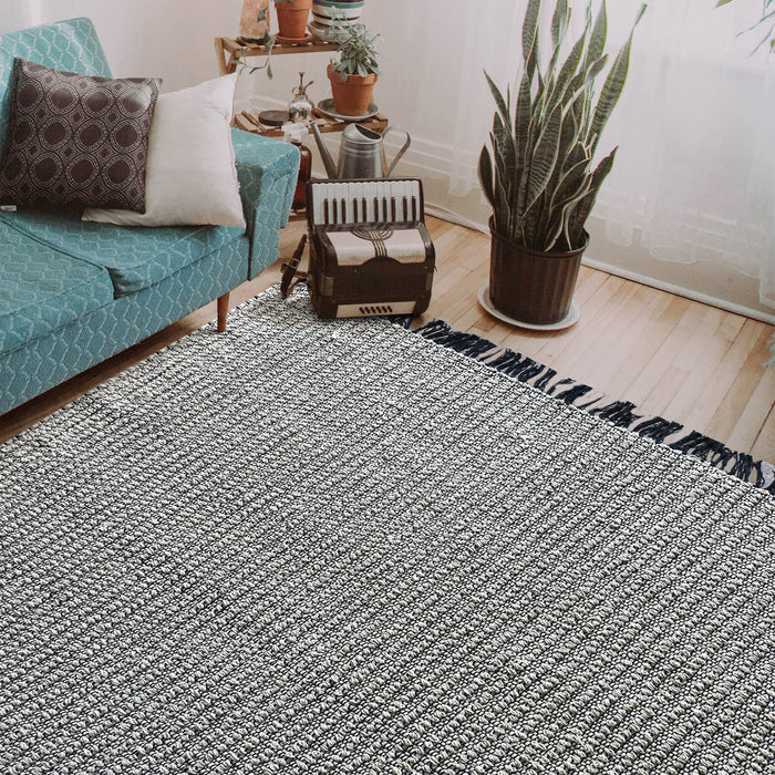 Hand-Woven Cotton Rug For Indoor And Outdoor Use