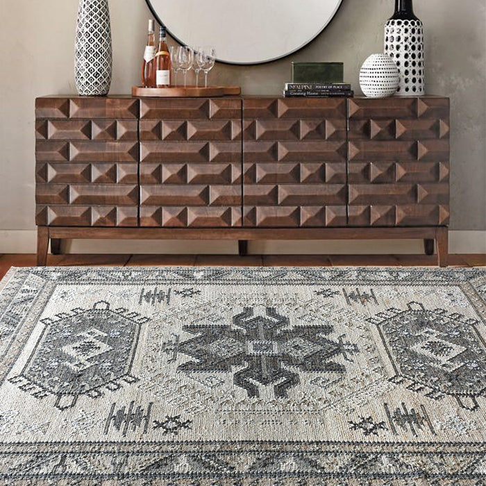 Hand-Woven Hemp And Wool CULION Rug With Medallion Design