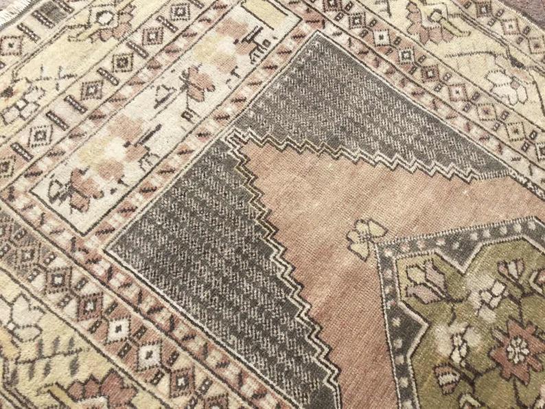 Handknotted Pastel Rug 258 cm x 124 cm Vintage Turkish Design