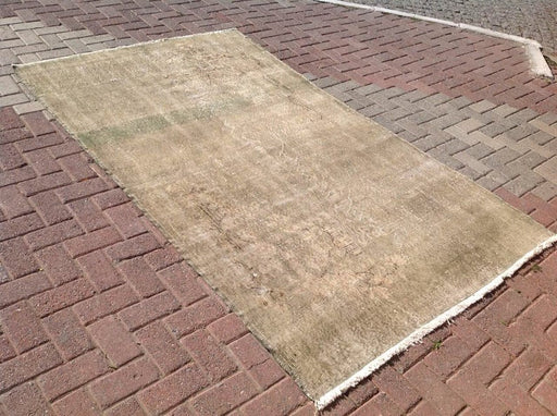 Handknotted Vintage Rug 243cm x 149cm Eastern Turkey