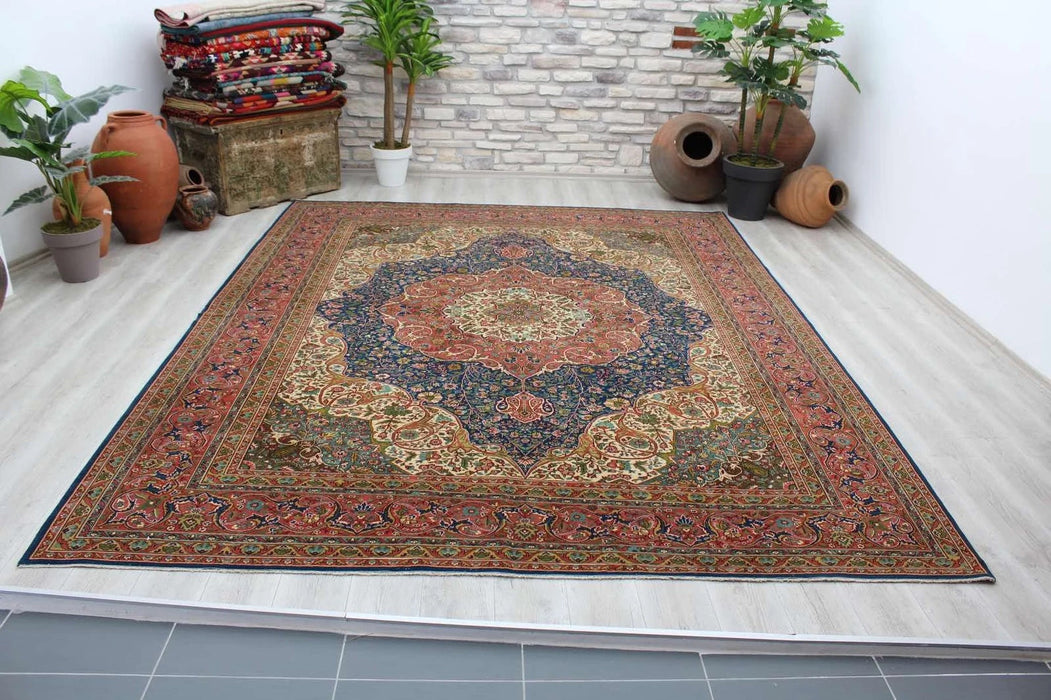 Handmade Persian Oushak Rug 143cm x 112cm 1930s