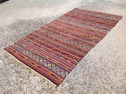 Tappeto Kilim tribale fatto a mano 284 cm x 160 cm Design turco vintage