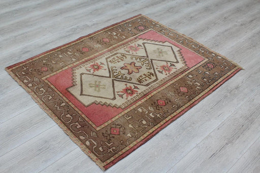 Handmade Turkish Oushak Rug 123cm x 102cm Antique Collectible