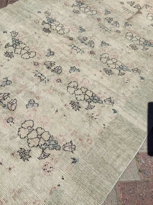 Handmade Turkish Oushak Rug 201cm x 107cm
