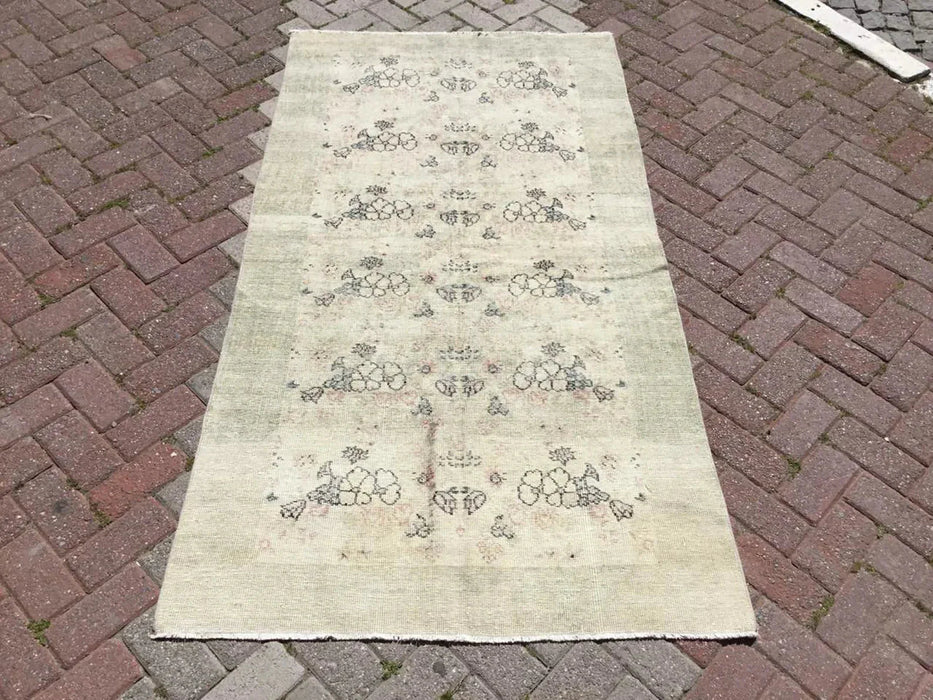 Handmade Turkish Oushak Rug 201cm x 107cm