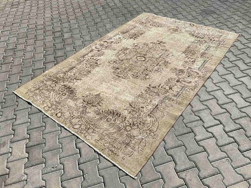 Handmade Turkish Rug 267cm x 172cm Traditional Floral Design