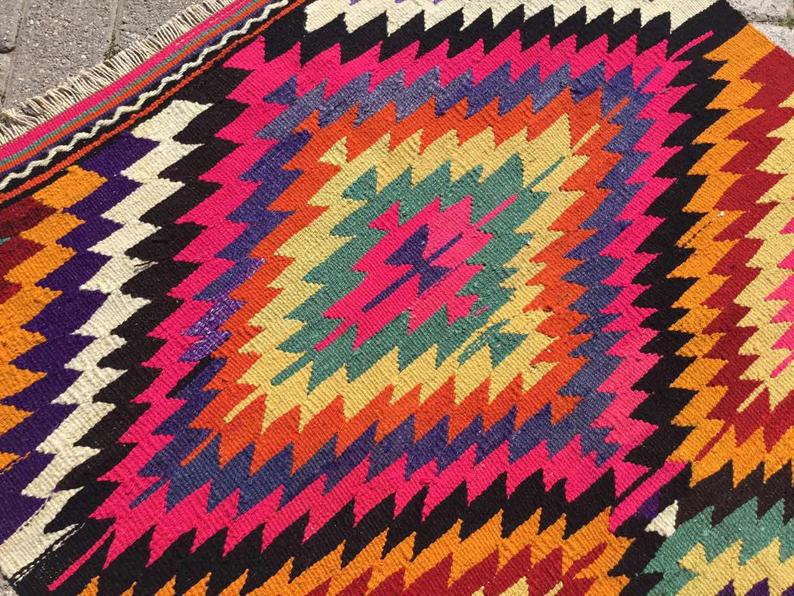 Handmade Vintage Kilim Rug 130cm x 97cm Wool