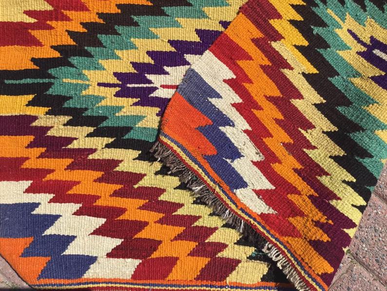 Handmade Vintage Kilim Rug 130cm x 97cm Wool
