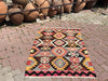 Handmade Vintage Kilim Rug 131 cm x 96 cm Unique Design