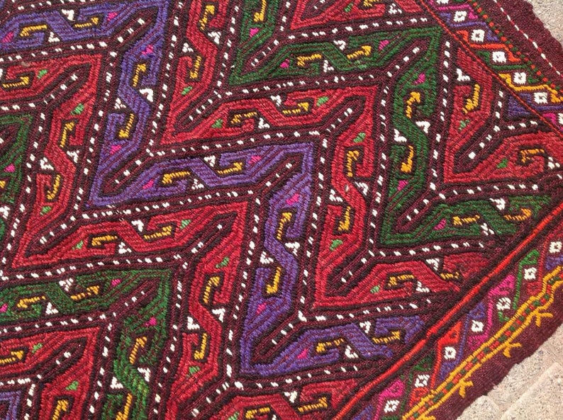 Handmade Vintage Kilim Rug 132cm x 99cm Turkish Wool