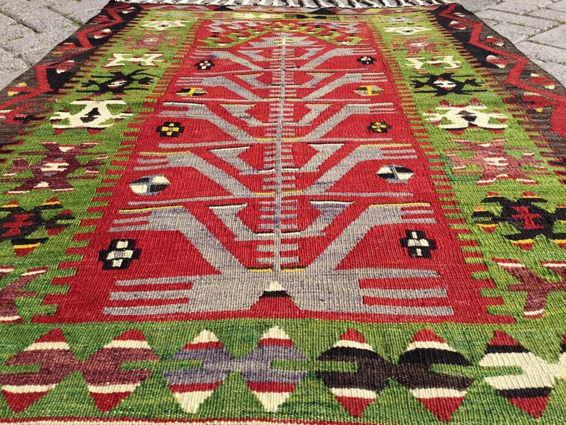 Handmade Vintage Kilim Rug 136cm x 96cm Wool Cotton