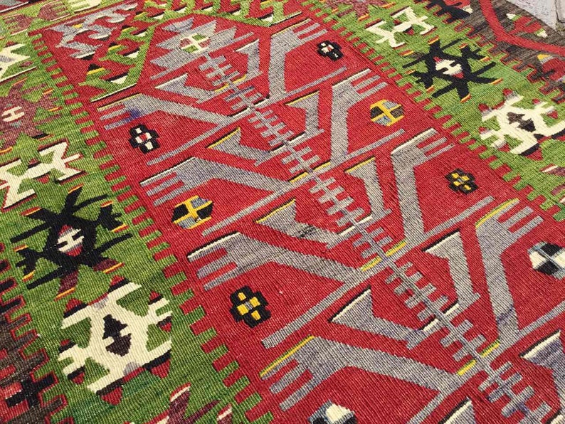 Handmade Vintage Kilim Rug 136cm x 96cm Wool Cotton