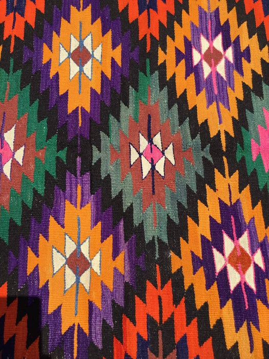 Handmade Vintage Kilim Rug 138cm x 104cm Central Turkey