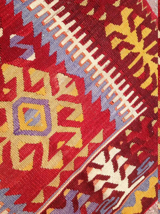 Handmade Vintage Kilim Rug 144cm x 99cm Unique Design