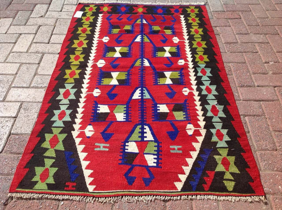 Handmade Vintage Kilim Rug 152 cm x 97 cm Wool 049